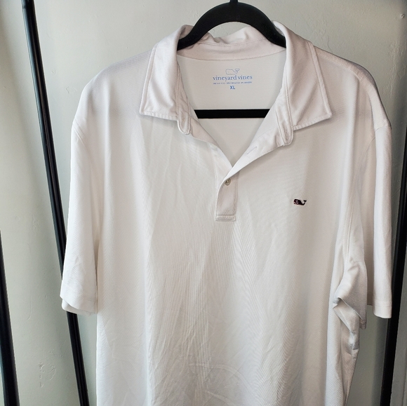 Vineyard vines polo shirt - Picture 1 of 3